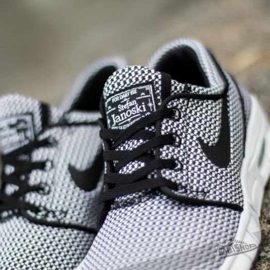 Stefan janoski max black and white store