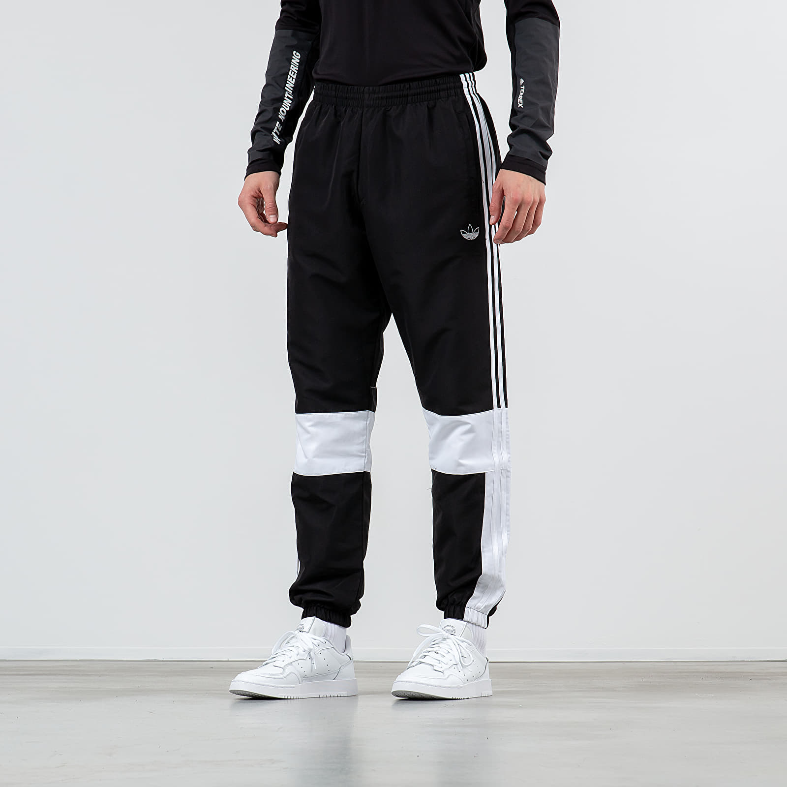 Džínsy a nohavice adidas Asymmetric Track Pants Black/ White