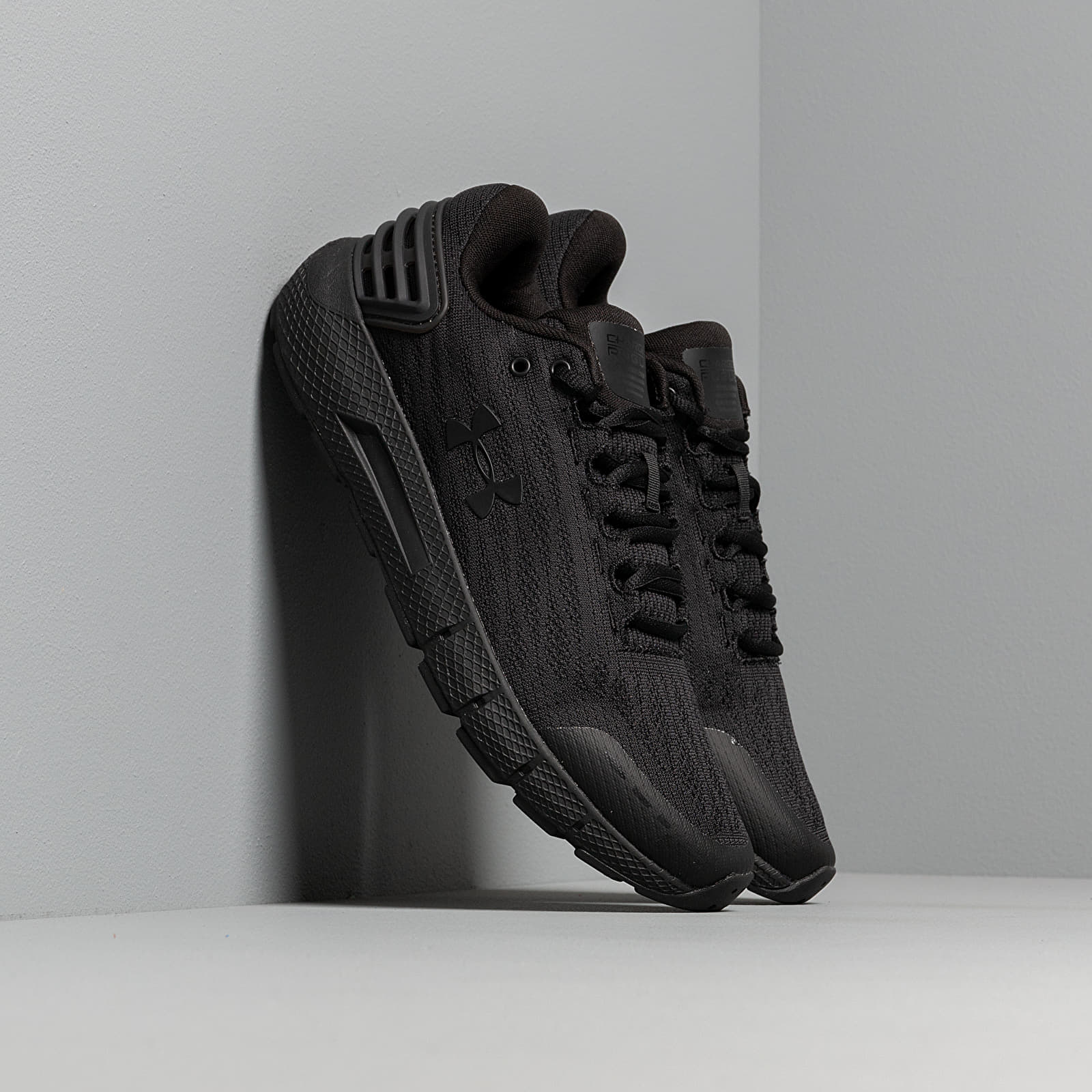 Under Armour Charged Rogue