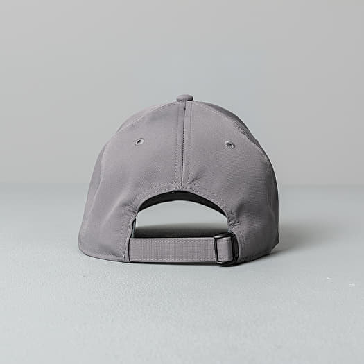 Under armour storm cap deals