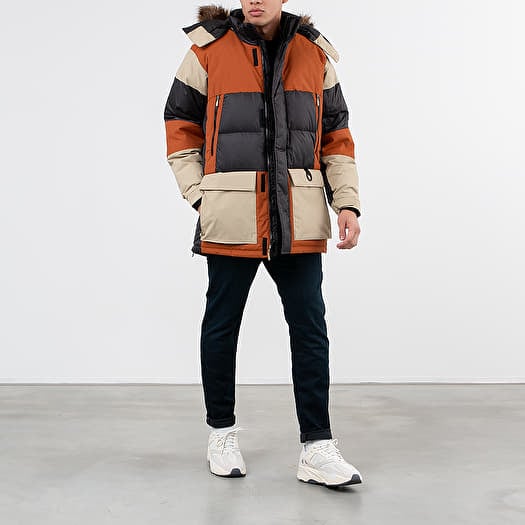 North face vostok parka 2025