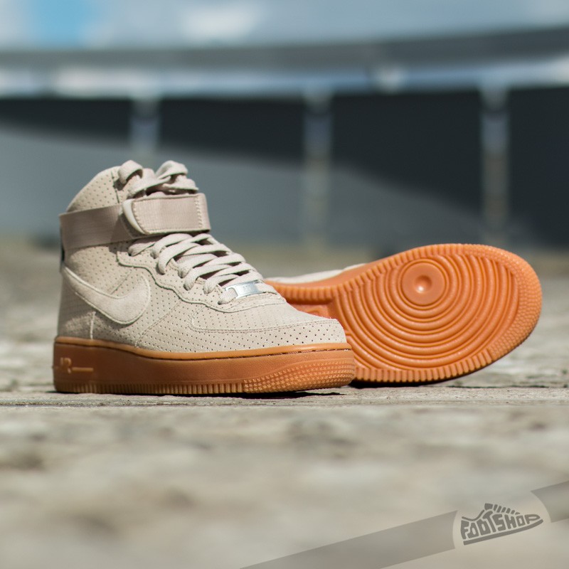 Women s shoes WMNS Air Force 1 Hi Suede String String Footshop
