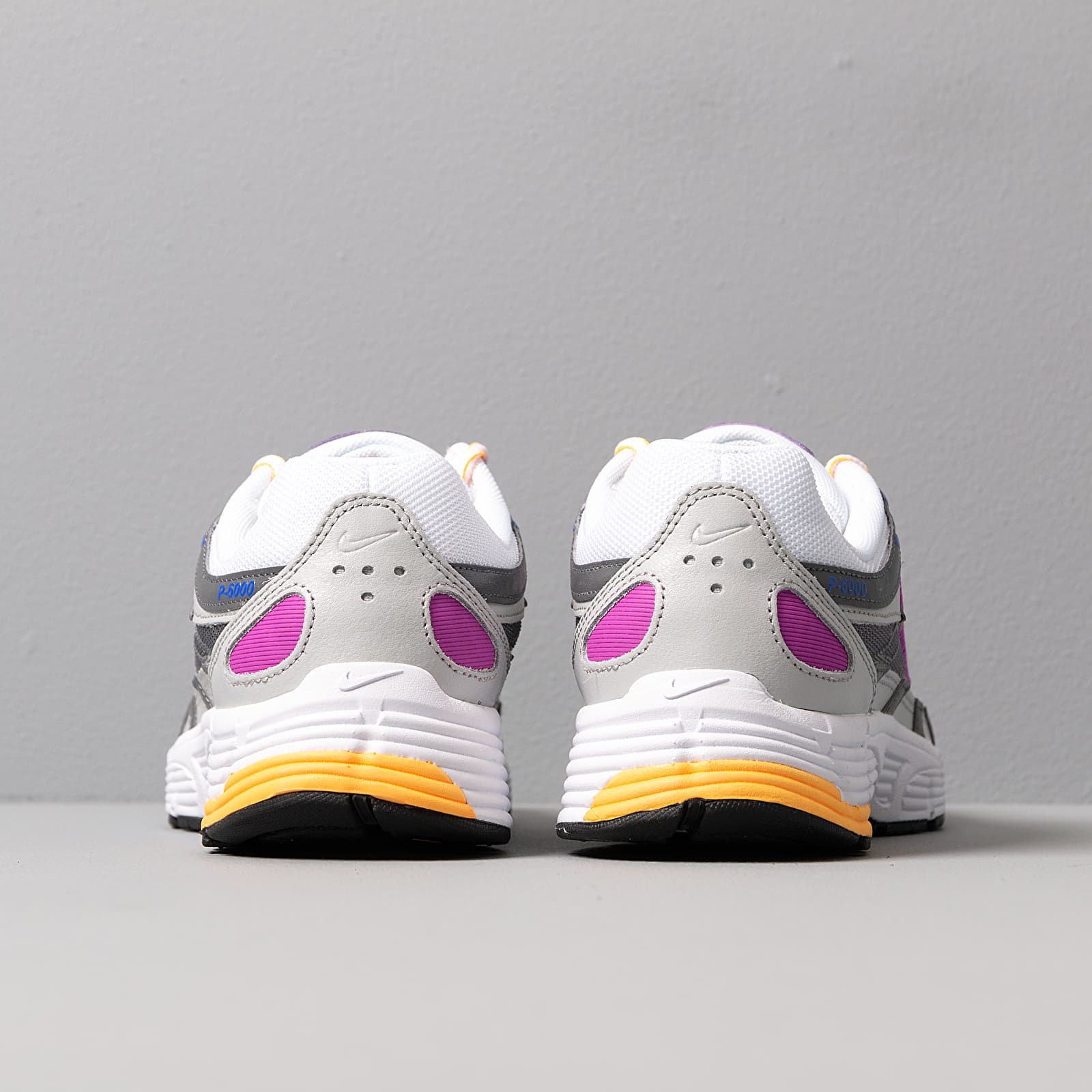 Damen Sneaker und Schuhe Nike W P-6000 Grey Fog/ White-Iron Grey