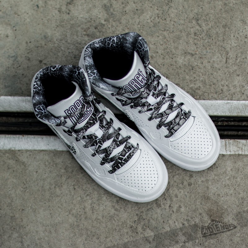 nike son of force mid gs