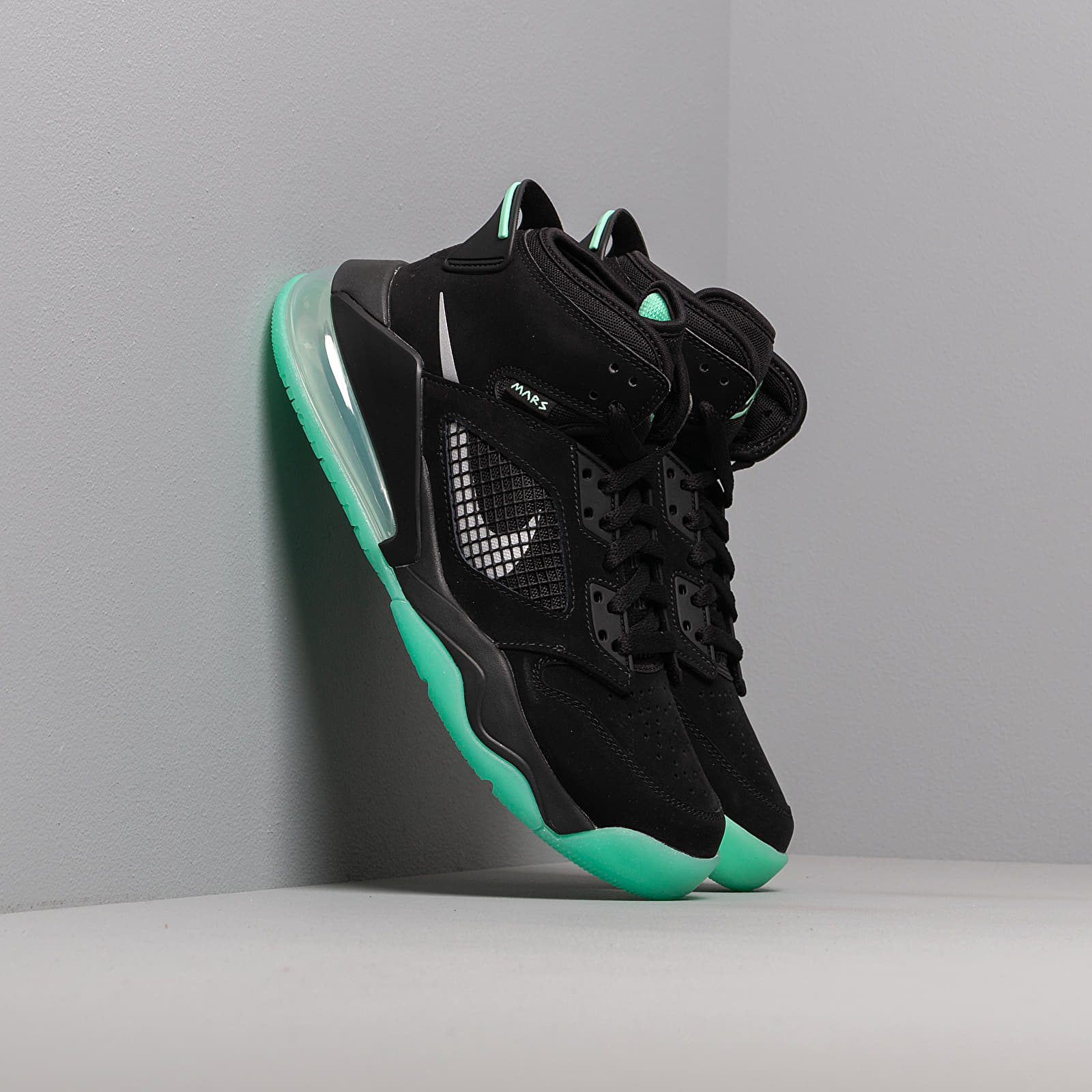 Women s shoes Jordan Mars 270 GS Black Reflect Silver Green