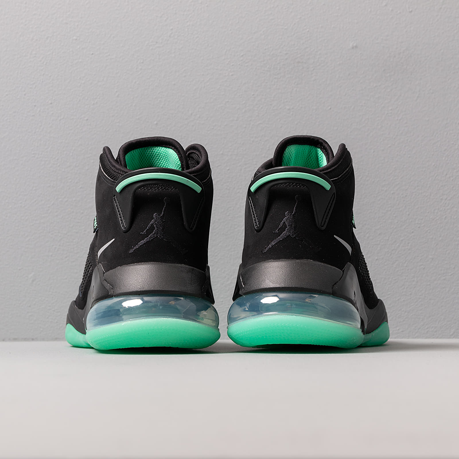 Nike jordan mars 270 green glow sale