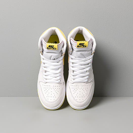 Air jordan 1 retro high og white / dynamic yellow-black top
