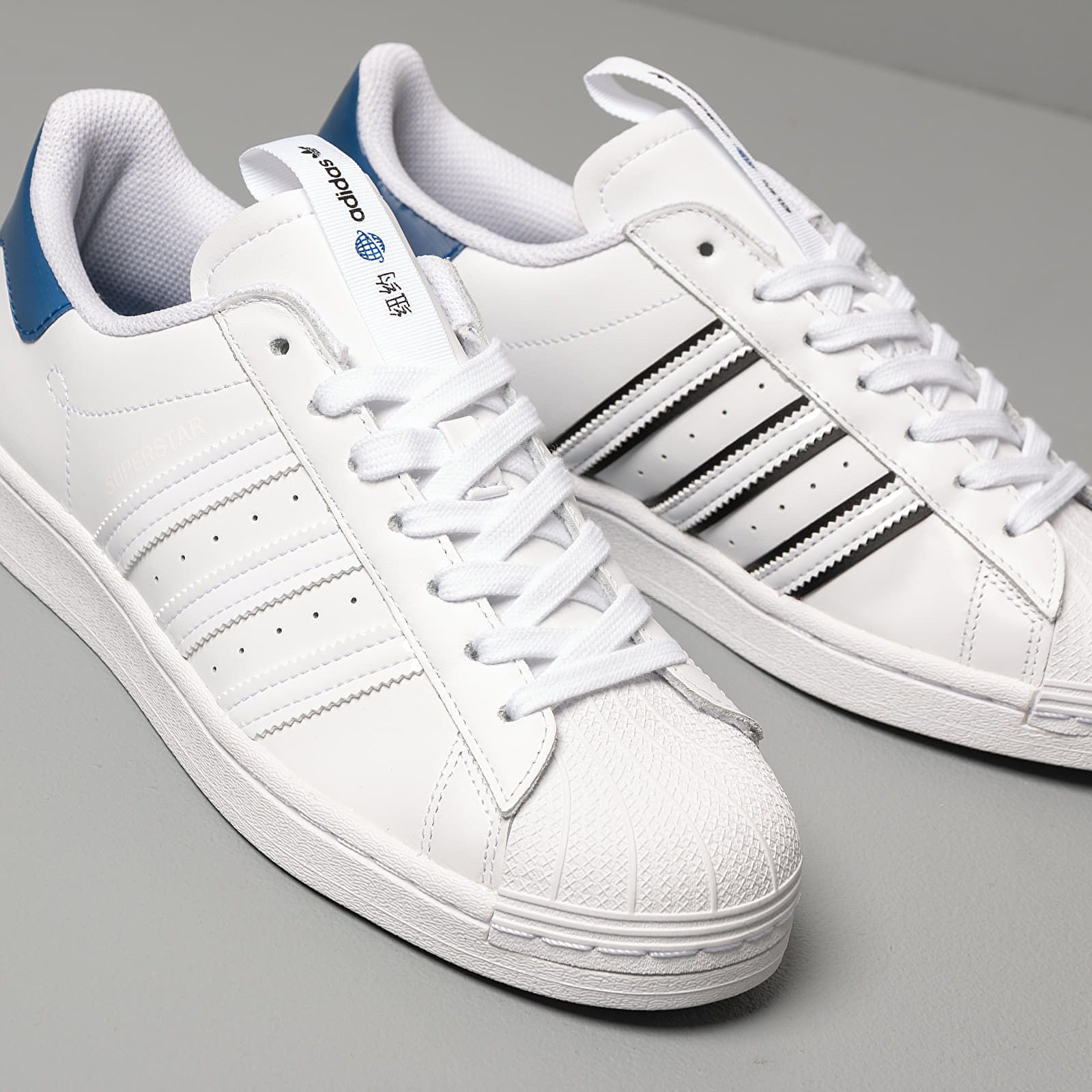 Ανδρικά παπούτσια adidas Superstar Ftwr White/ Collegiate Royal/ Core Black