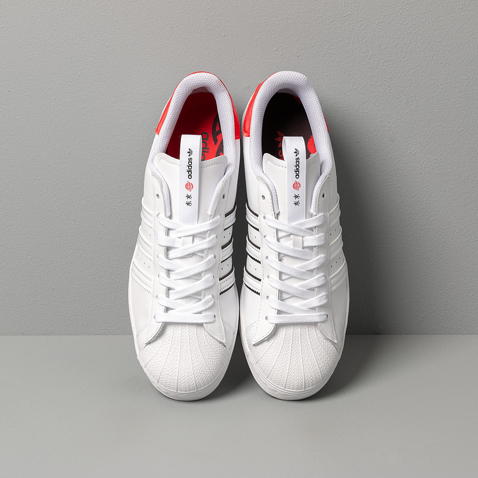 Adidas superstar tokyo red 2025
