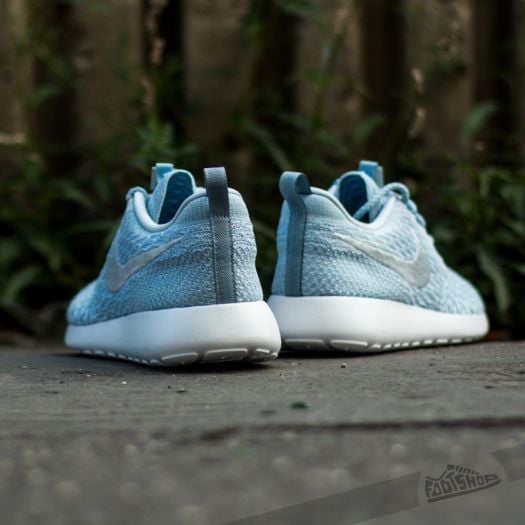 Nike WMNS Rosherun Flyknit Light Armory Blue Pure Platinum White