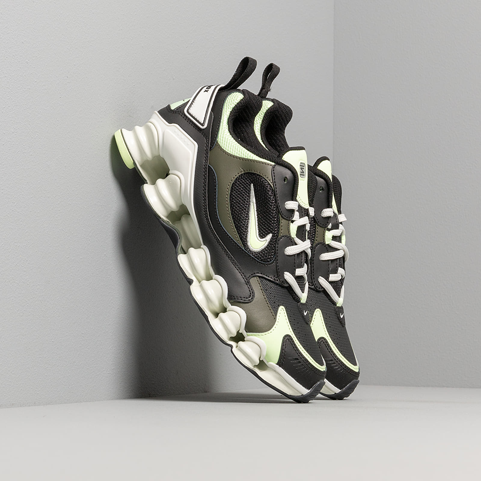 Nike shox t1 online