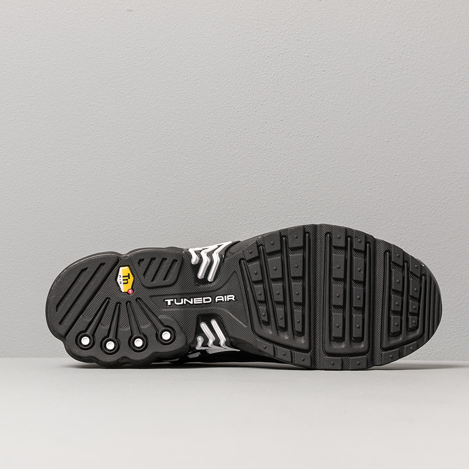 Férfi cipők Nike Air Max Plus III Black/ Black-White