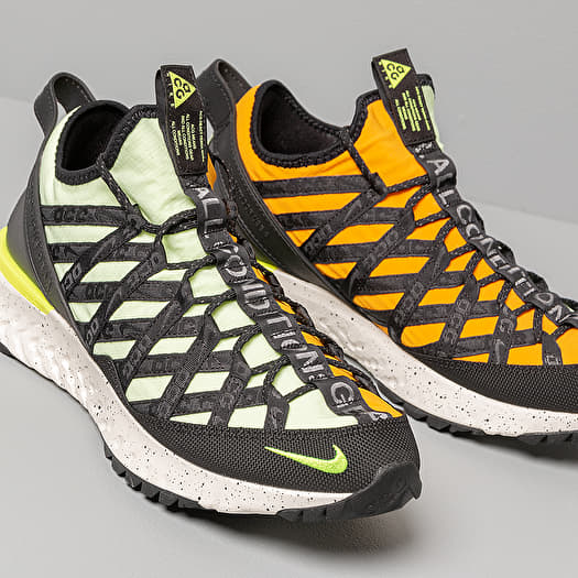 Chaussures et baskets homme Nike ACG React Terra Gobe Barely Volt Volt University Gold Footshop