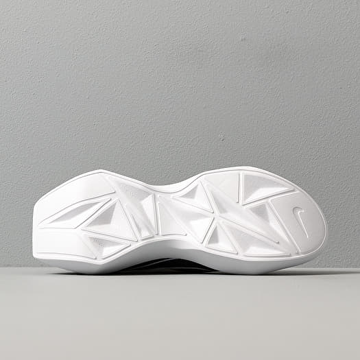 nike vista lite black and white
