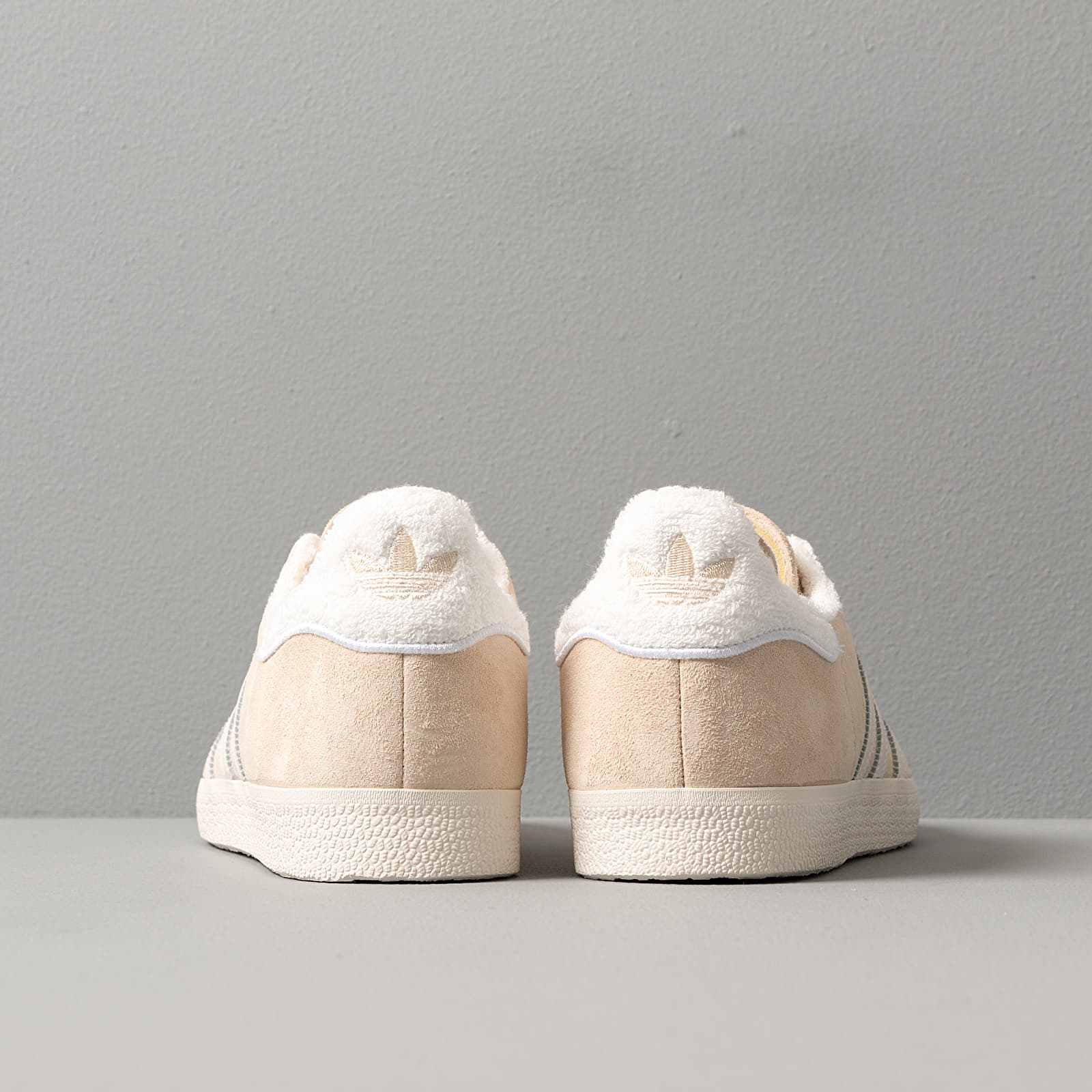 Men s shoes adidas Gazelle Ecru Tint Core White Ftw White Footshop