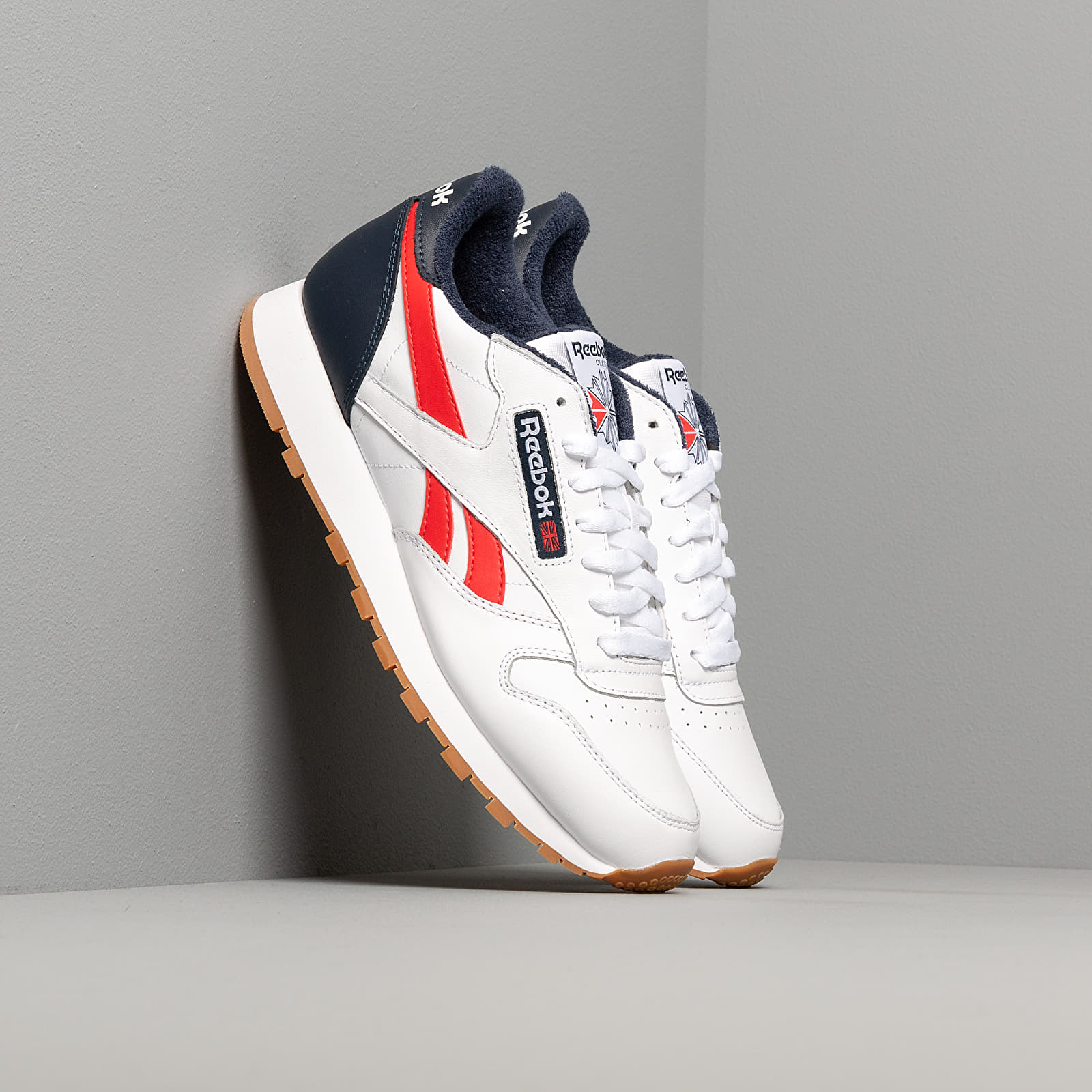 Men\'s shoes Reebok Classic Leather MU White/ Collegiate Navy/ Radiant Red |  Footshop
