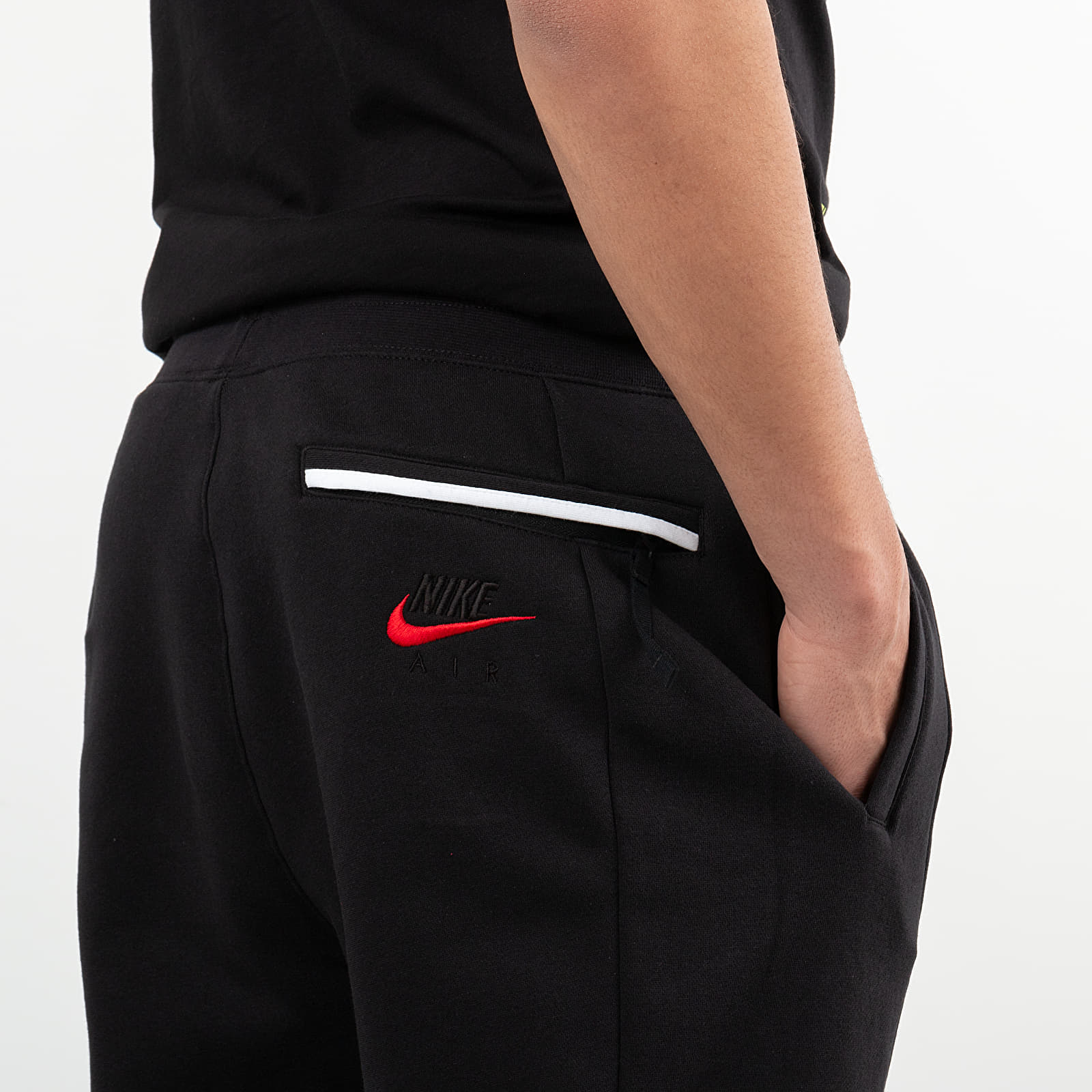 Jogger-housut Nike Sportswear Nike Air Fleece Pants Black/ Black/ Black/ University Red