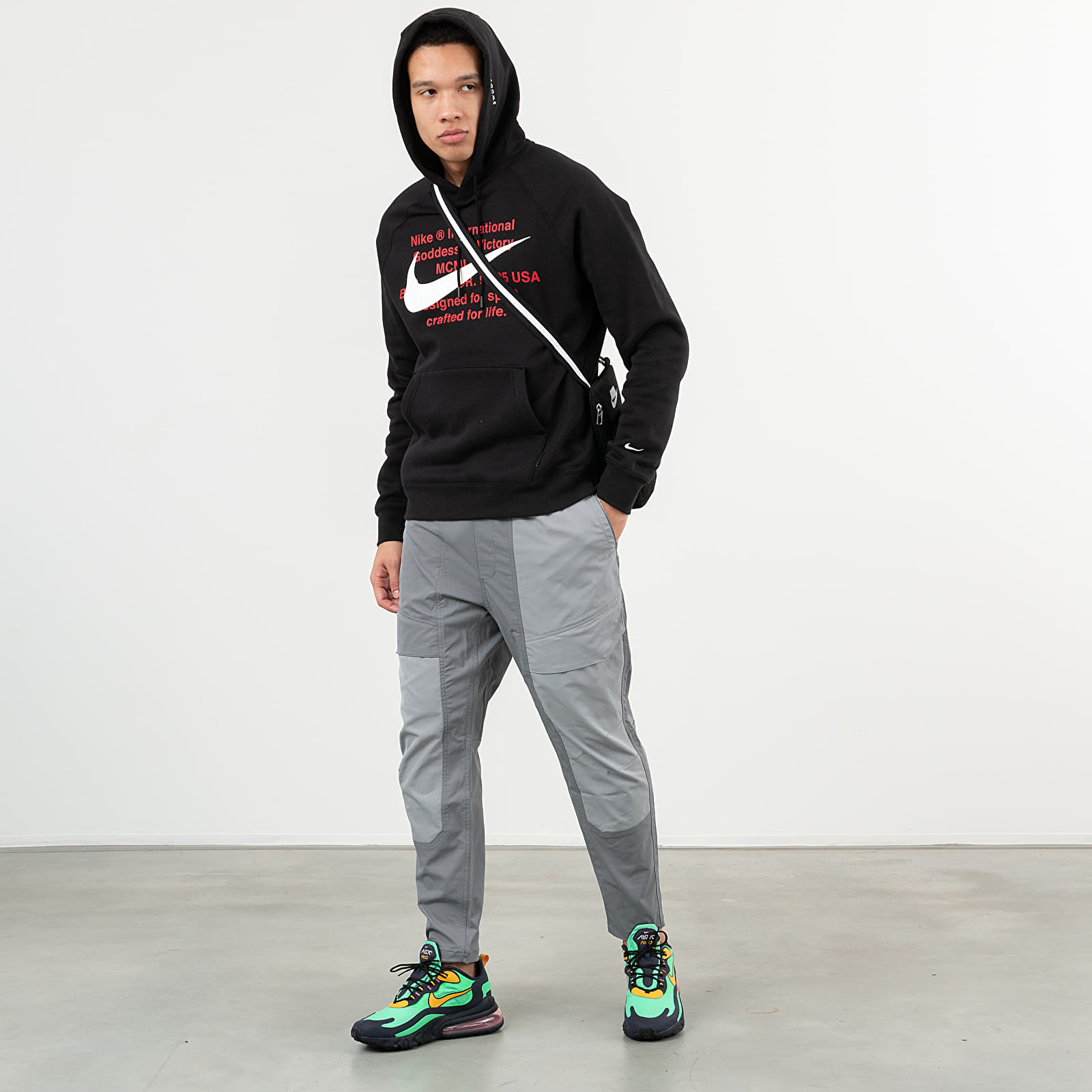 Hoodies and sweatshirts  Nike Sportswear Swoosh Pullover BB Hoodie Black/ White