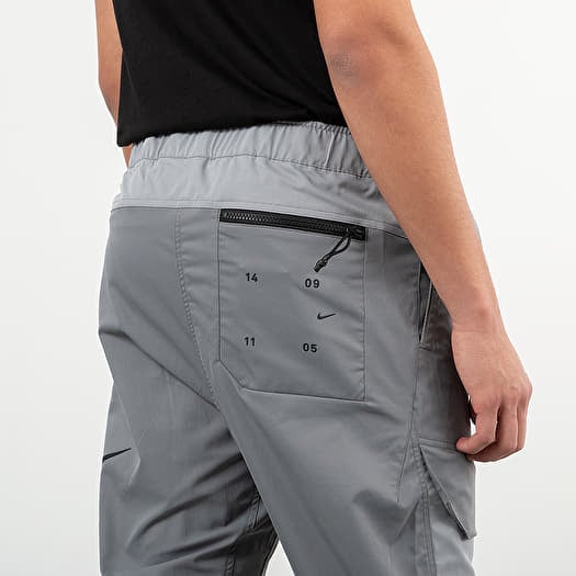 Nike sportswear store tech woven pants