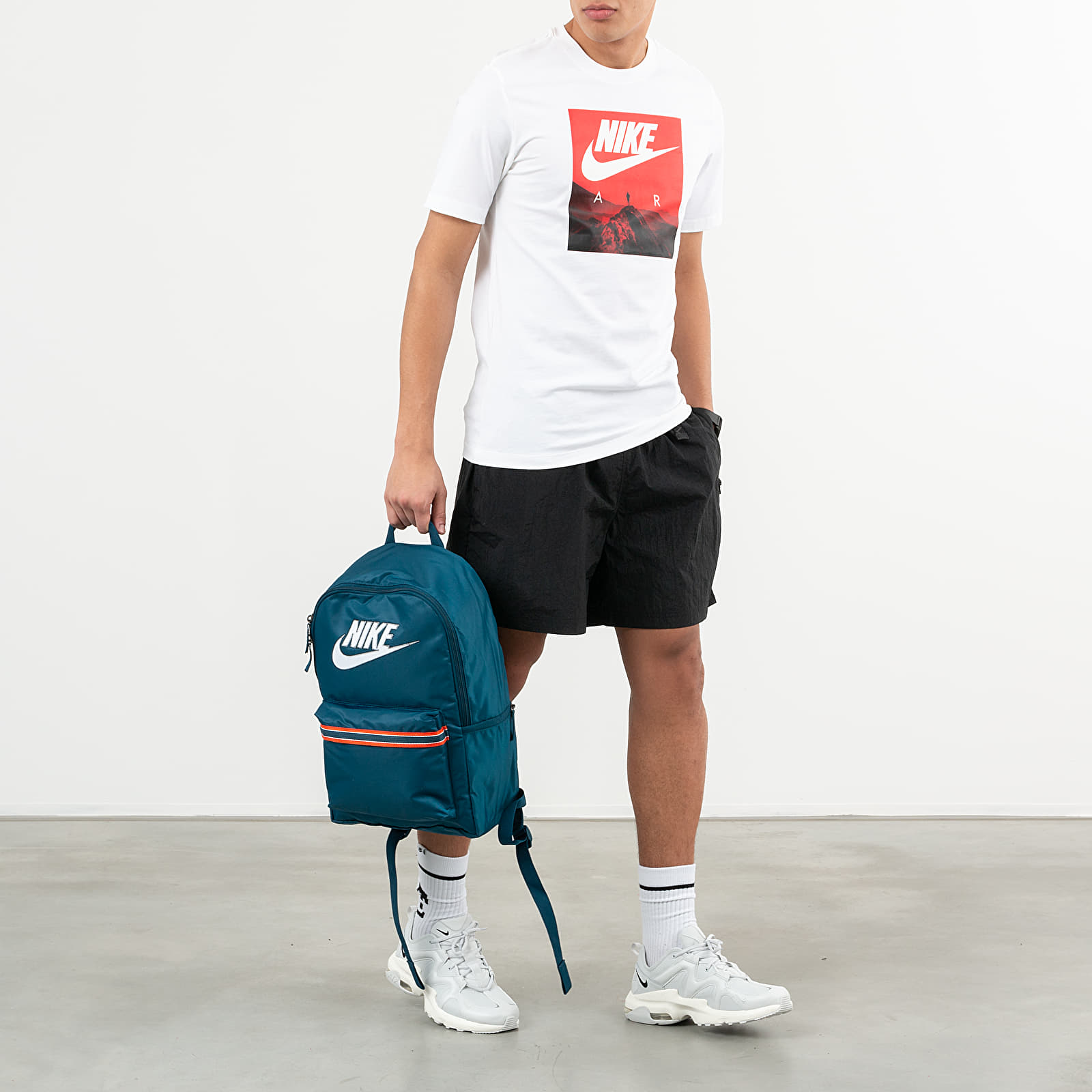 T-shirts Nike Sportswear Nike Air Photo Tee White
