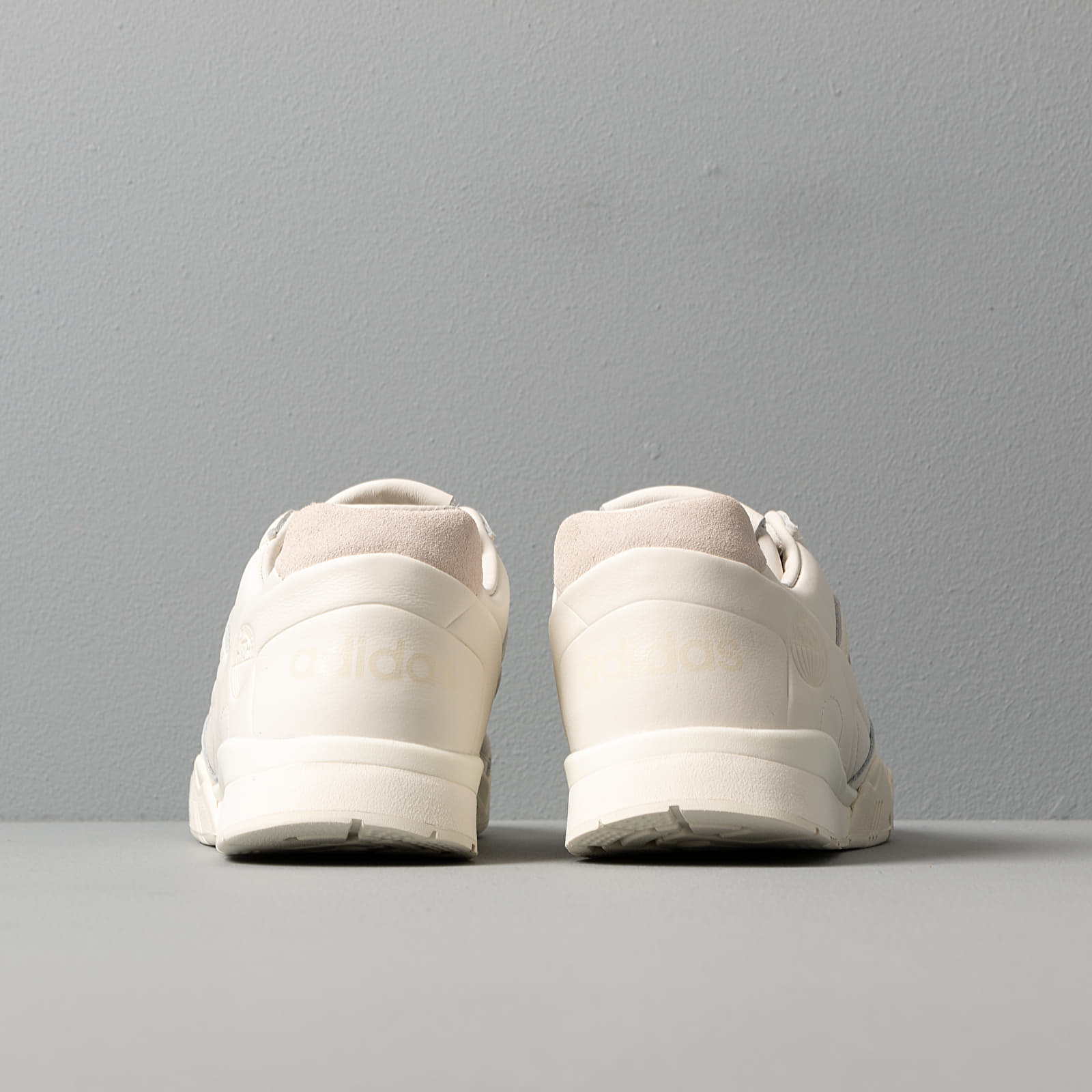 Herren Sneaker und Schuhe adidas A.R. Trainer Off White/ Off White/ Off White
