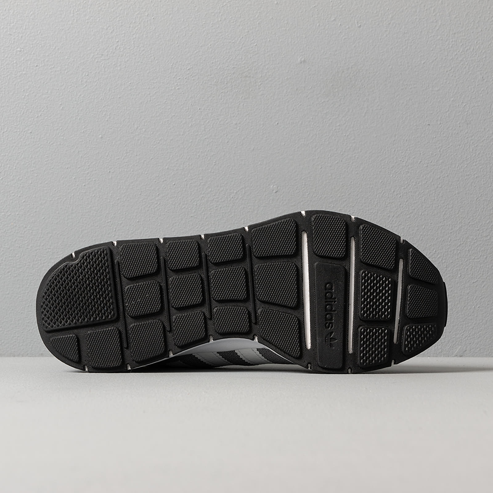 Herresko adidas Swift Run Rf Grey Three/ Ftw White/ Core Black