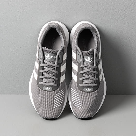 adidas Swift Run Rf