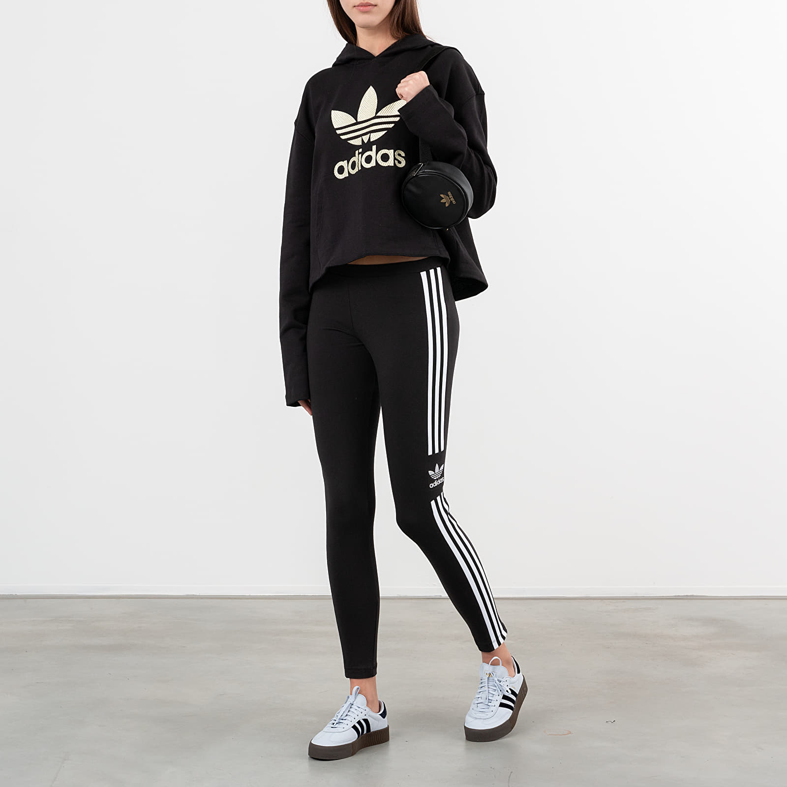 Hupparit ja collegepaidat adidas LG Hoodie Black