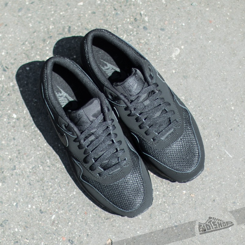 Zapatillas Hombre Nike Air Max 1 Essential Black/ Black