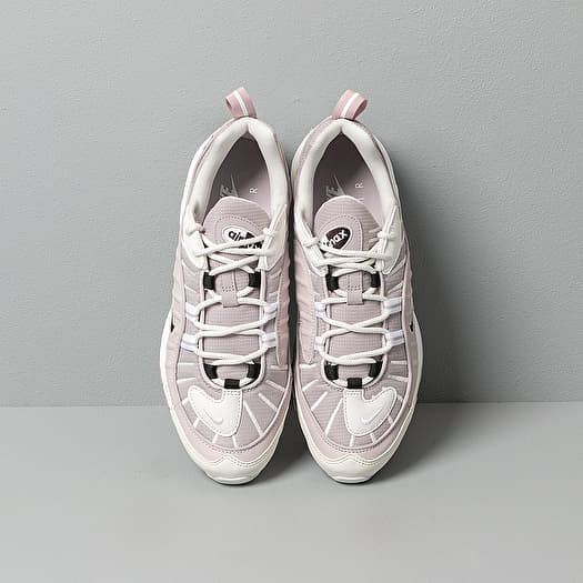 Nike on sale silver lilla