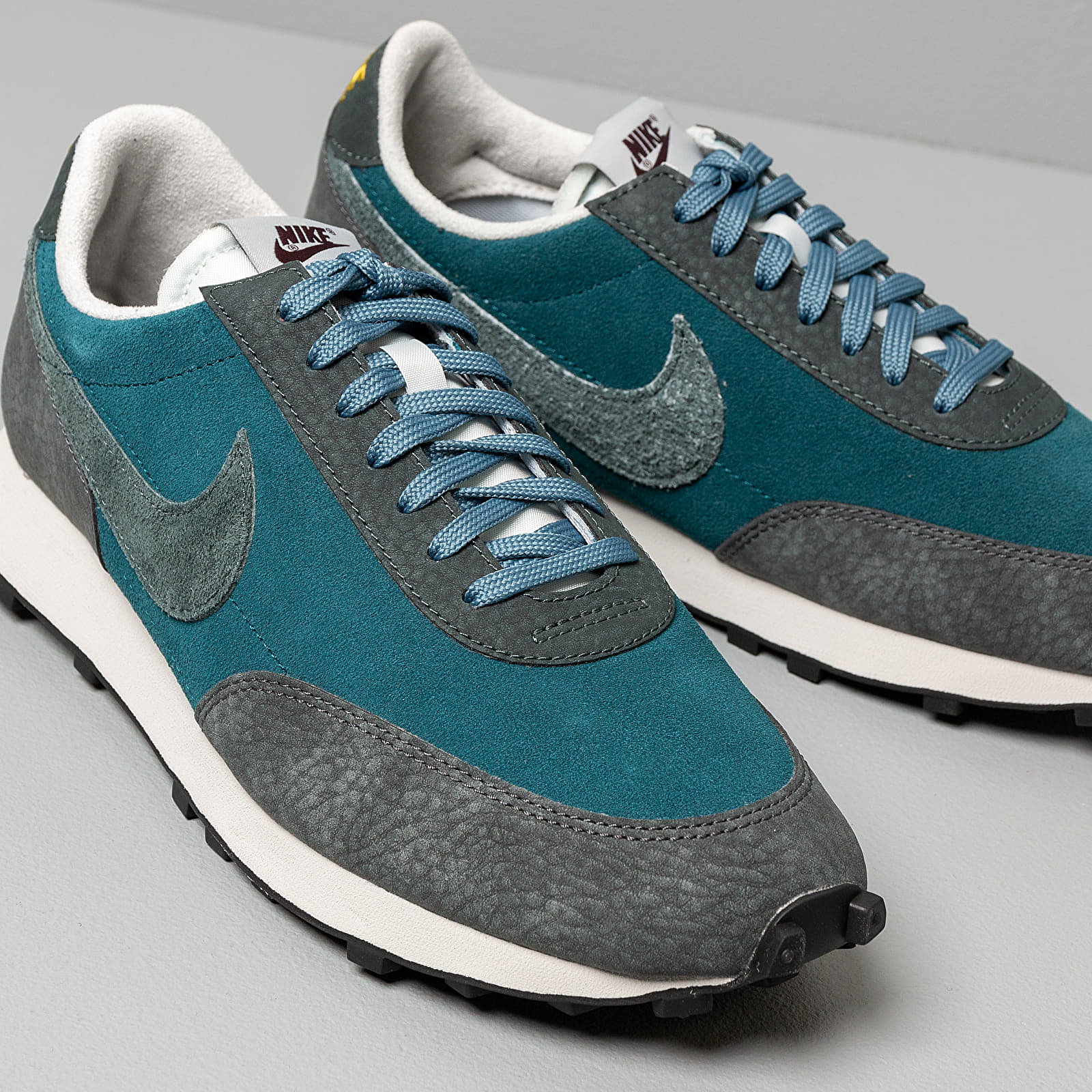 Herren Sneaker und Schuhe Nike Daybreak Midnight Turq/ Seaweed-Dk Smoke Grey