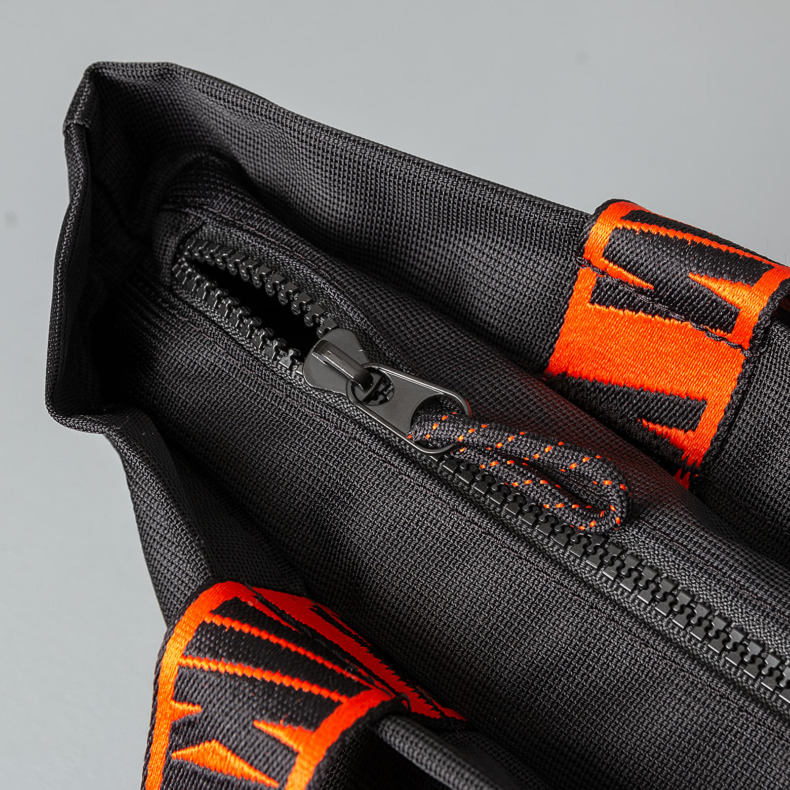 Nike essential store tote bag