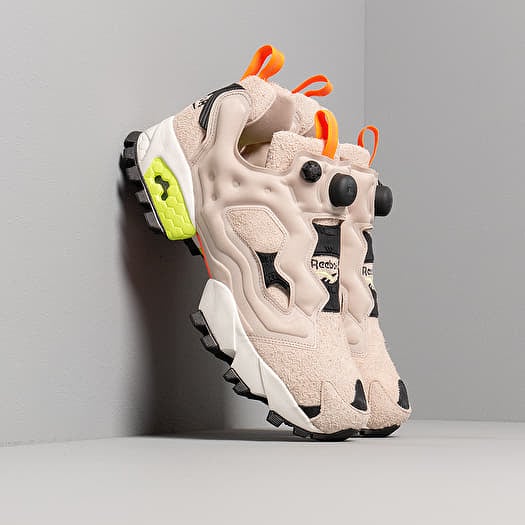 Reebok insta deals pump beige