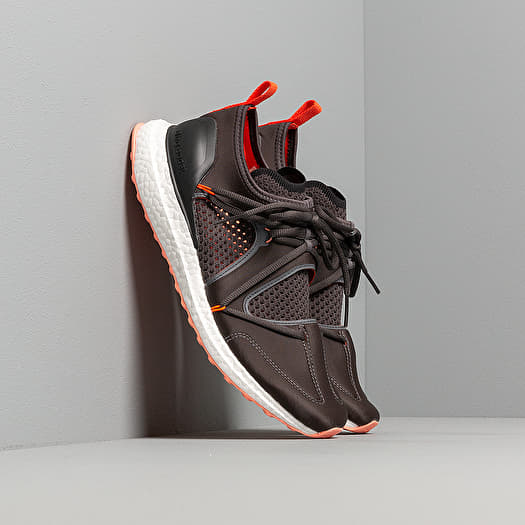 Ultra boost clearance stella mccartney black