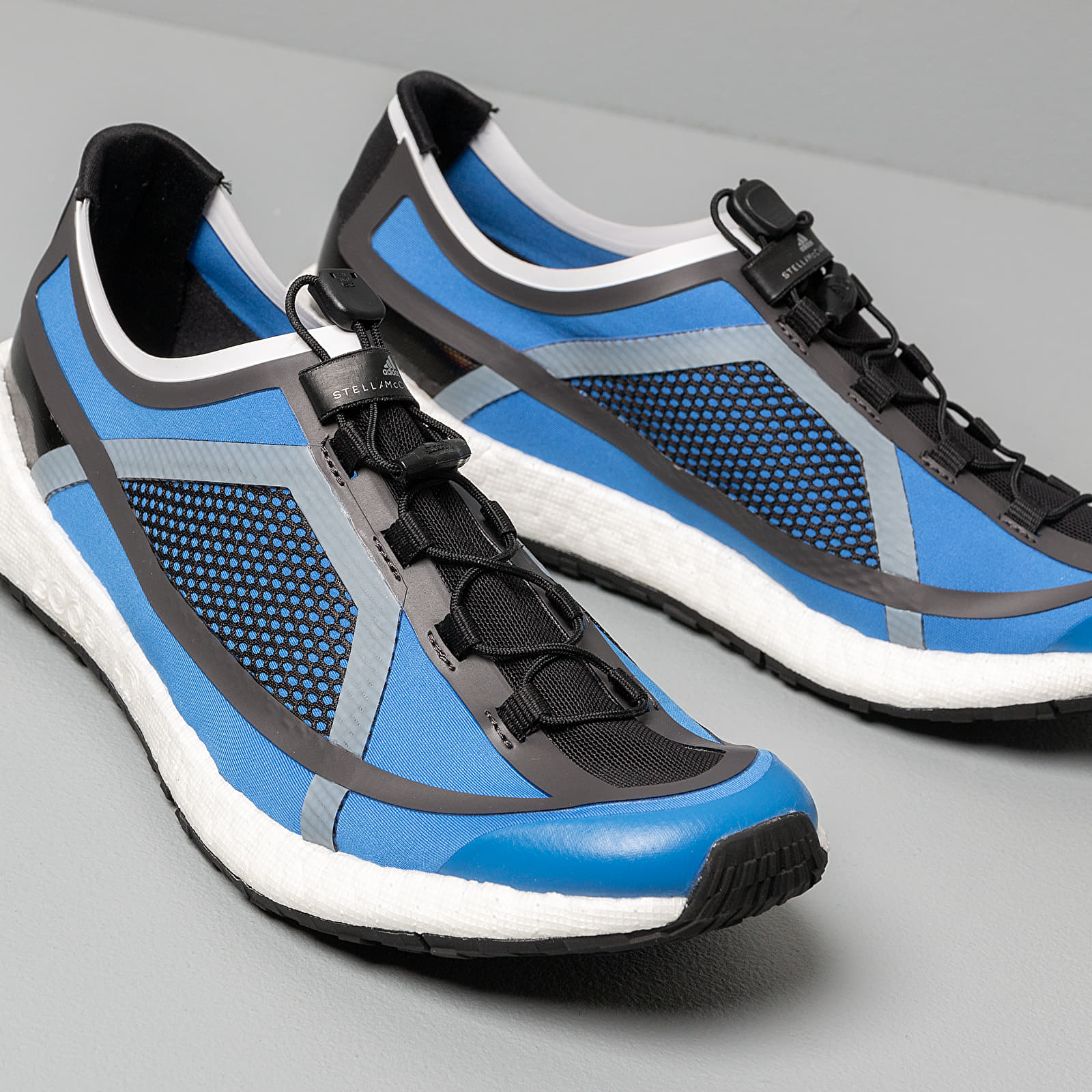 Scarpe donna adidas x Stella McCartney PulseBOOST HD Blue Royal/ Utility Black/ Ftw White