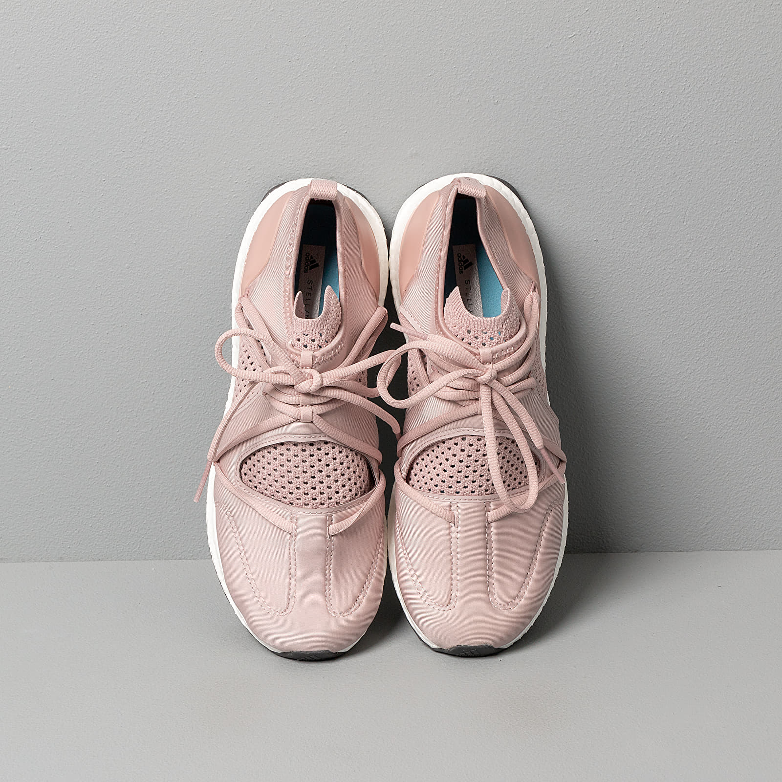 Moteriška avalynė adidas x Stella McCartney UltraBOOST T Dust Rose/ Ultra Pop/ Legend Red
