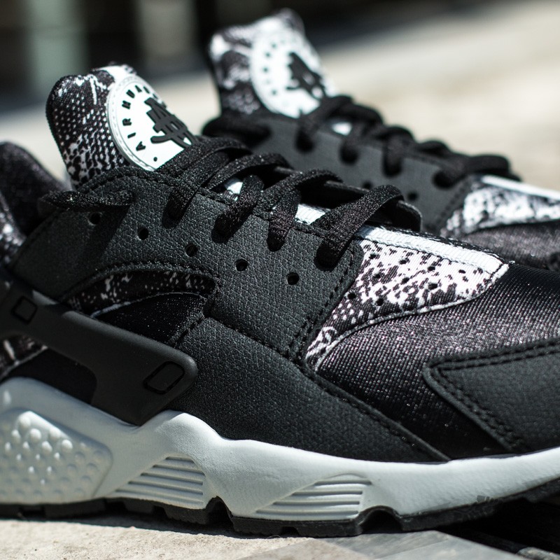 nike air max oketo running sneaker