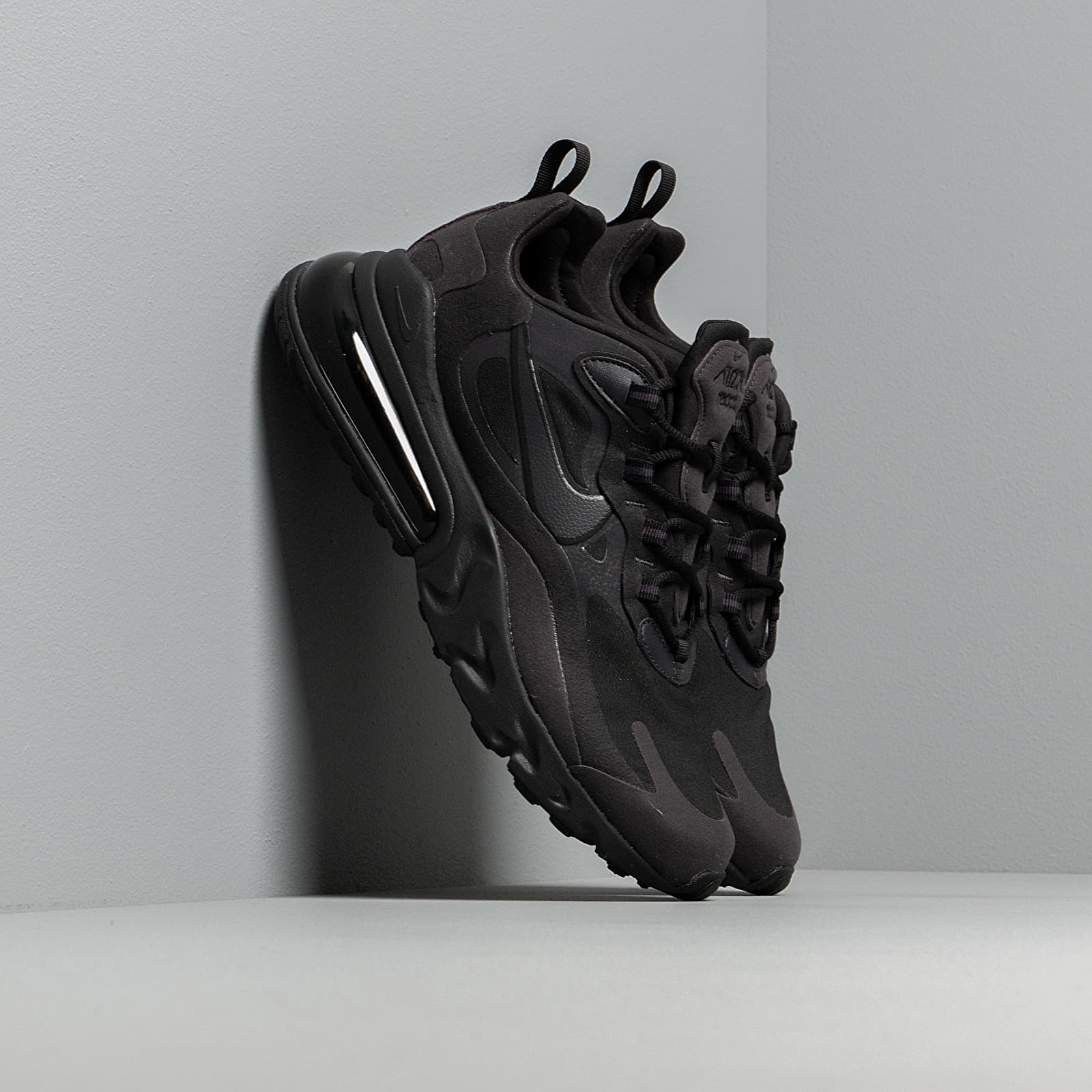 Herren Sneaker und Schuhe Nike Air Max 270 React Black/ Oil Grey-Oil Grey-Black