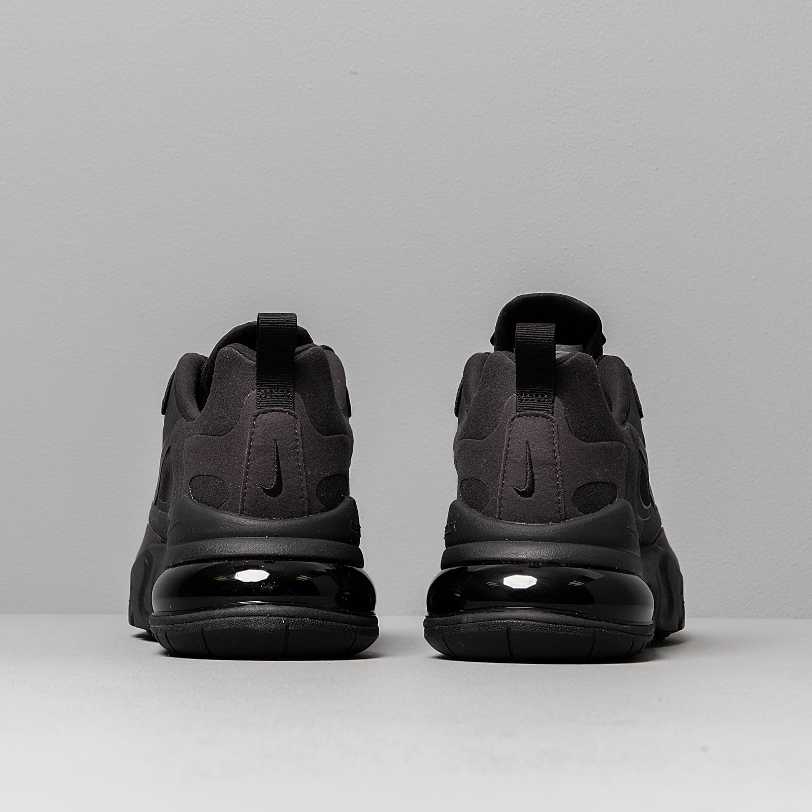 Air max 270 react noir outlet homme
