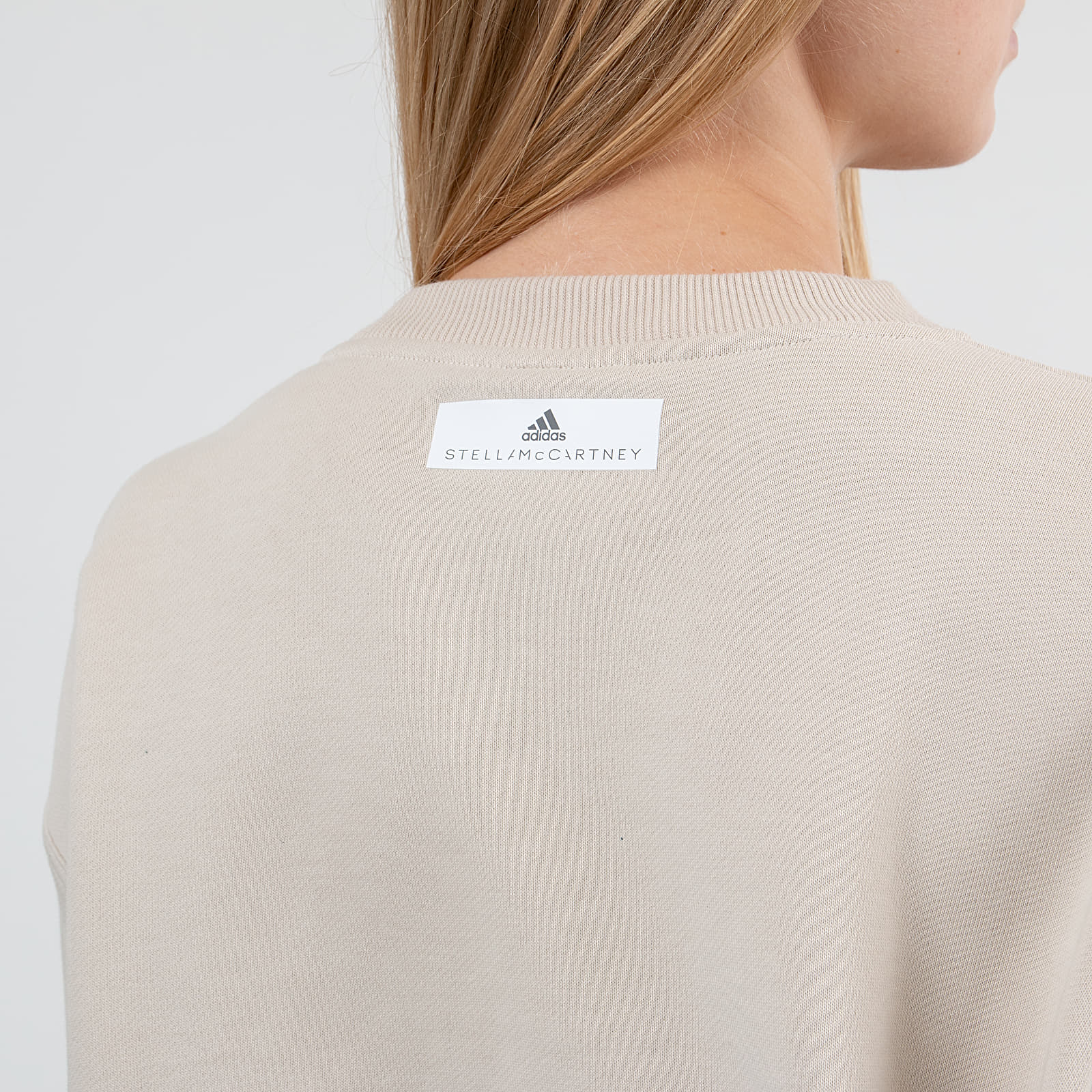 Sweatjacken und Sweatshirts adidas Essential Sweatshirt Clear Brown