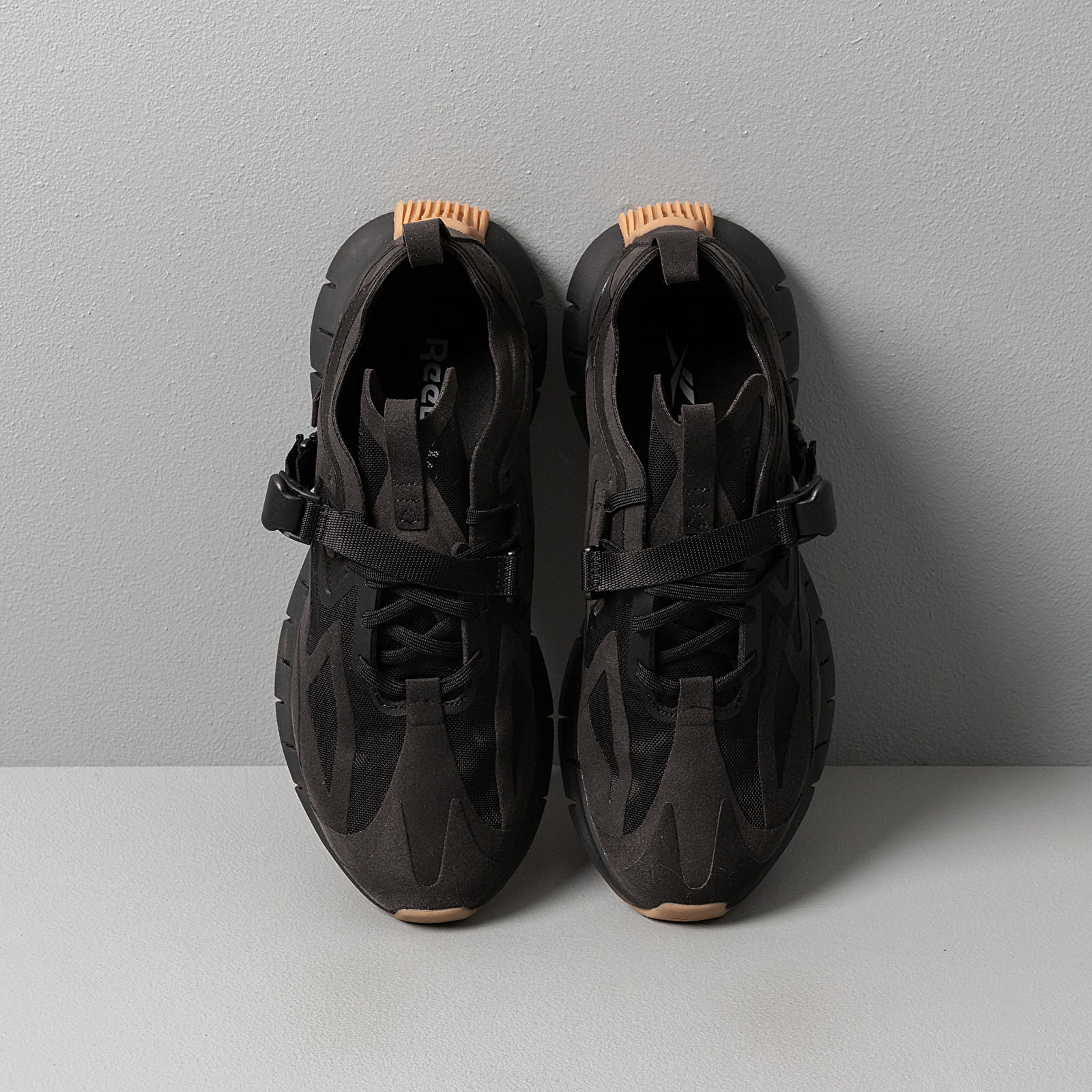 Sko til mænd Reebok Zig Kinetica Concept_Type Black/ RBKG04/ White