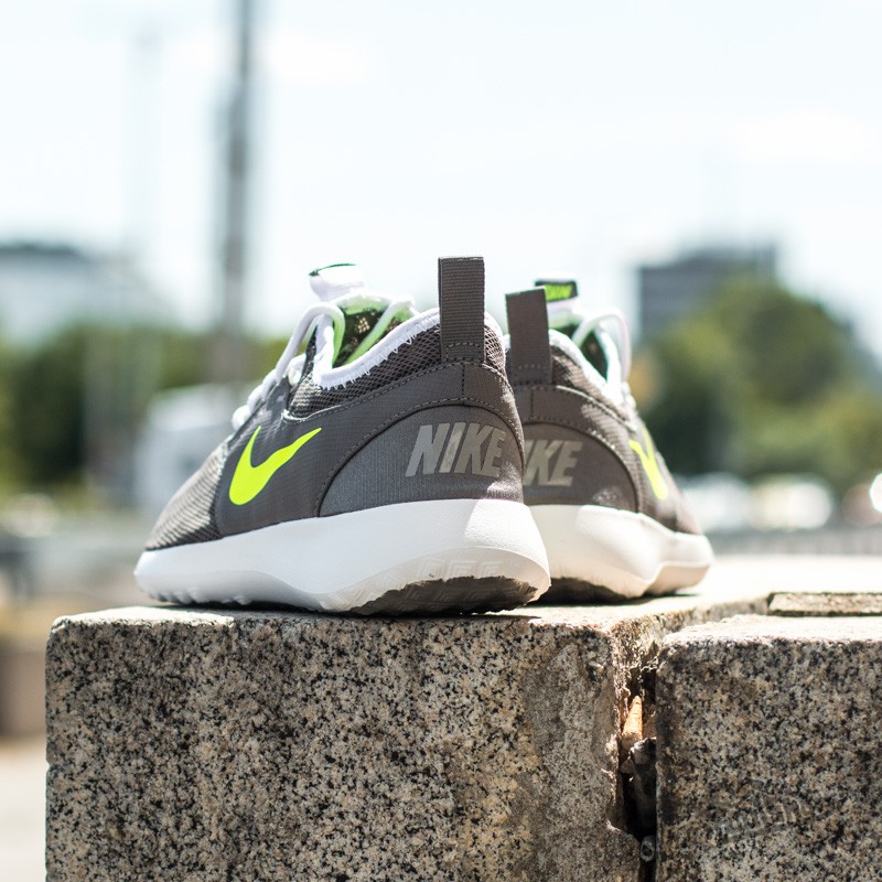 Men's shoes Nike Juvenate Dark Pewter/Volt-Dust-Medium Ash