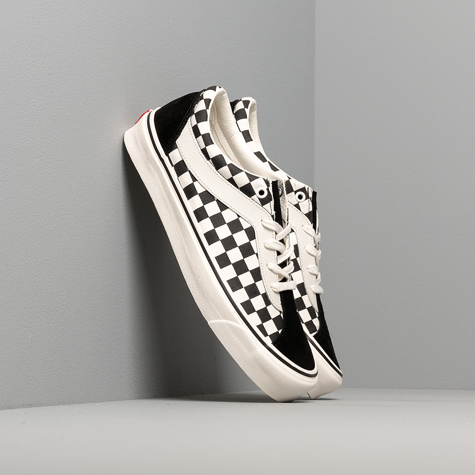 Men's shoes Vans Bold Ni (Checkerboard) Black/ Marshmallow
