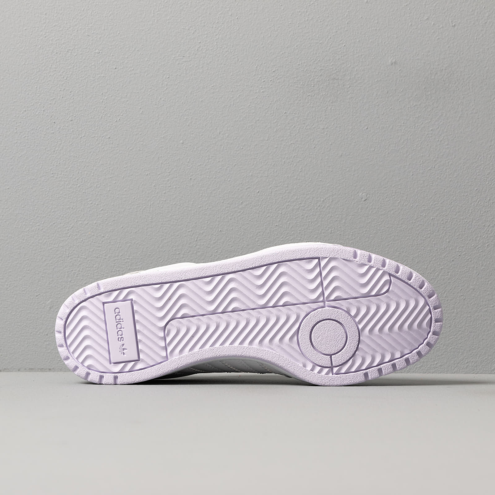 Moteriška avalynė adidas Team Court W Ftw White/ Ftw White/ Purple Tint
