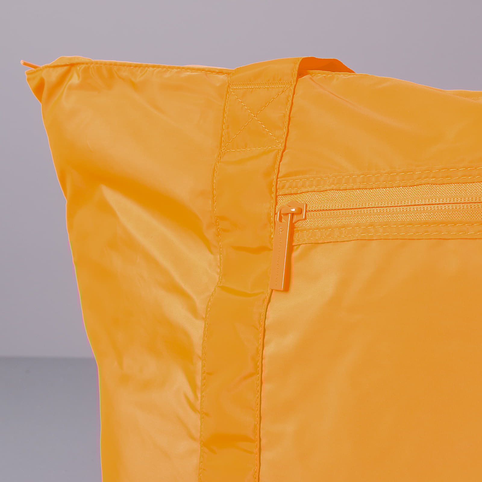 Crossbody tassen adidas x Stella McCartney Large Tote Bag Solar Orange