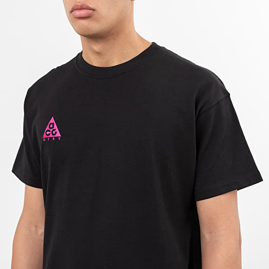 black and fuchsia nike shirt
