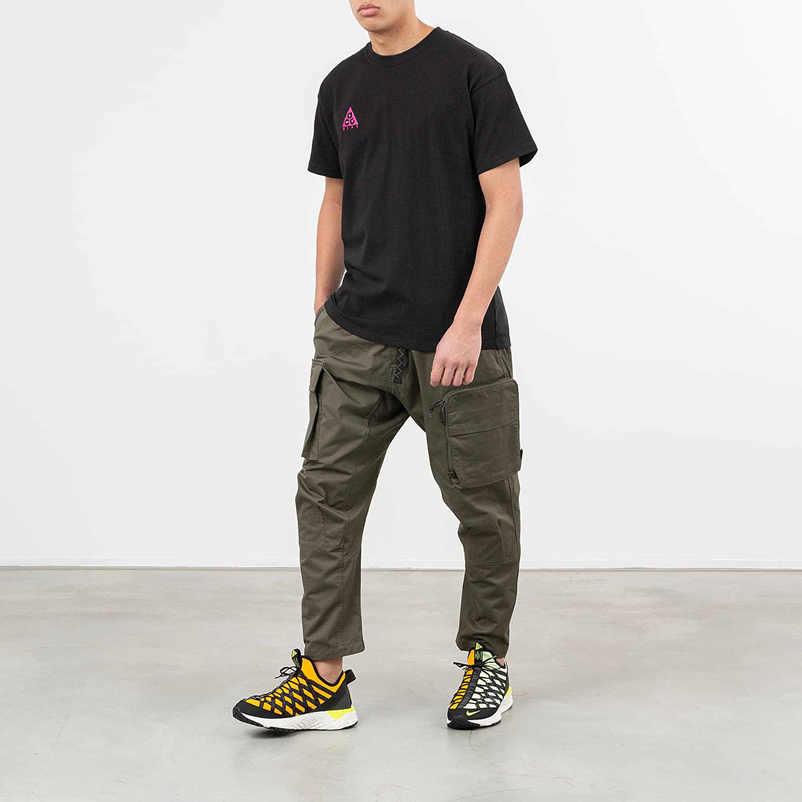 Marškinėliai Nike NRG ACG Logo Tee Black/ Active Fuchsia