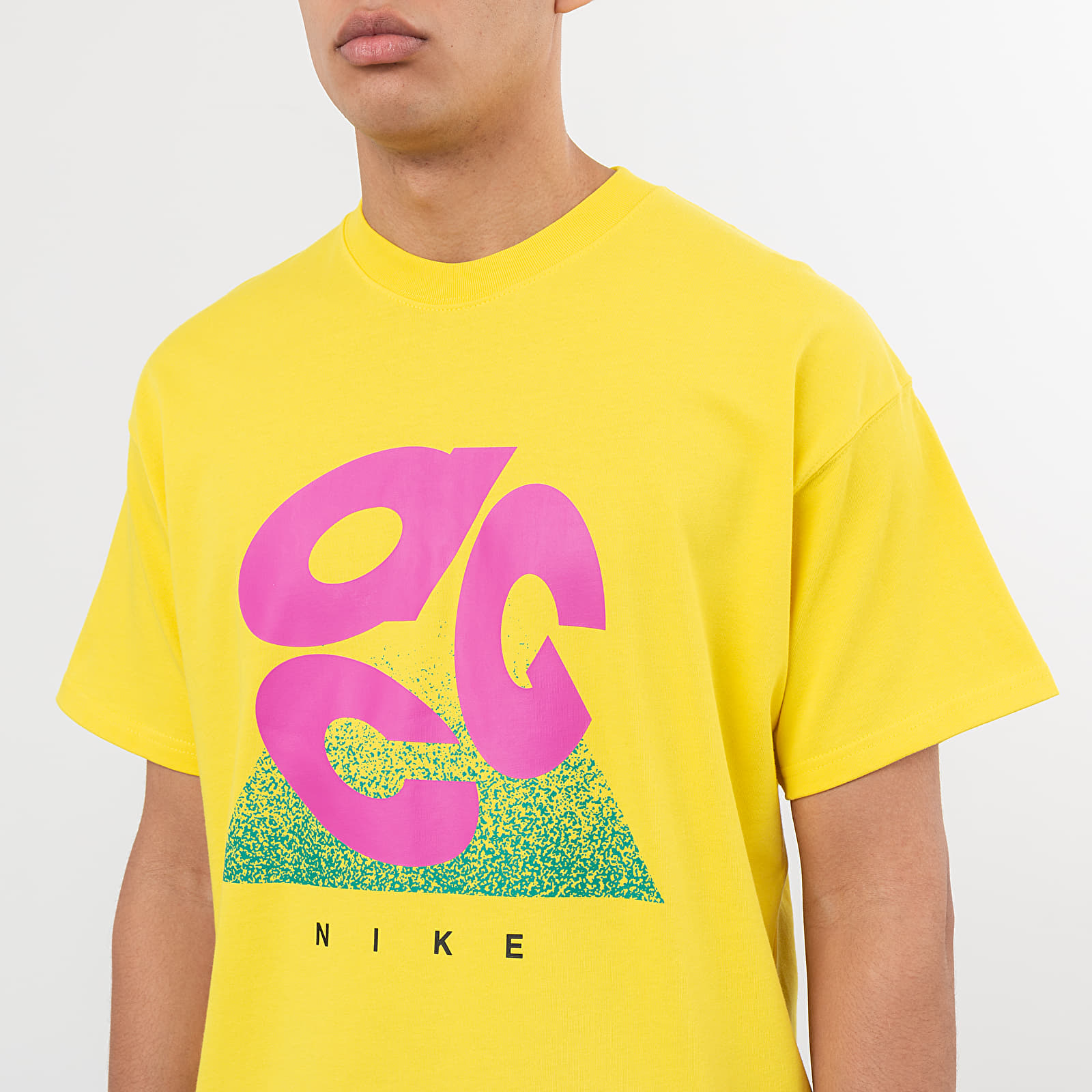 nike neon yellow t shirt