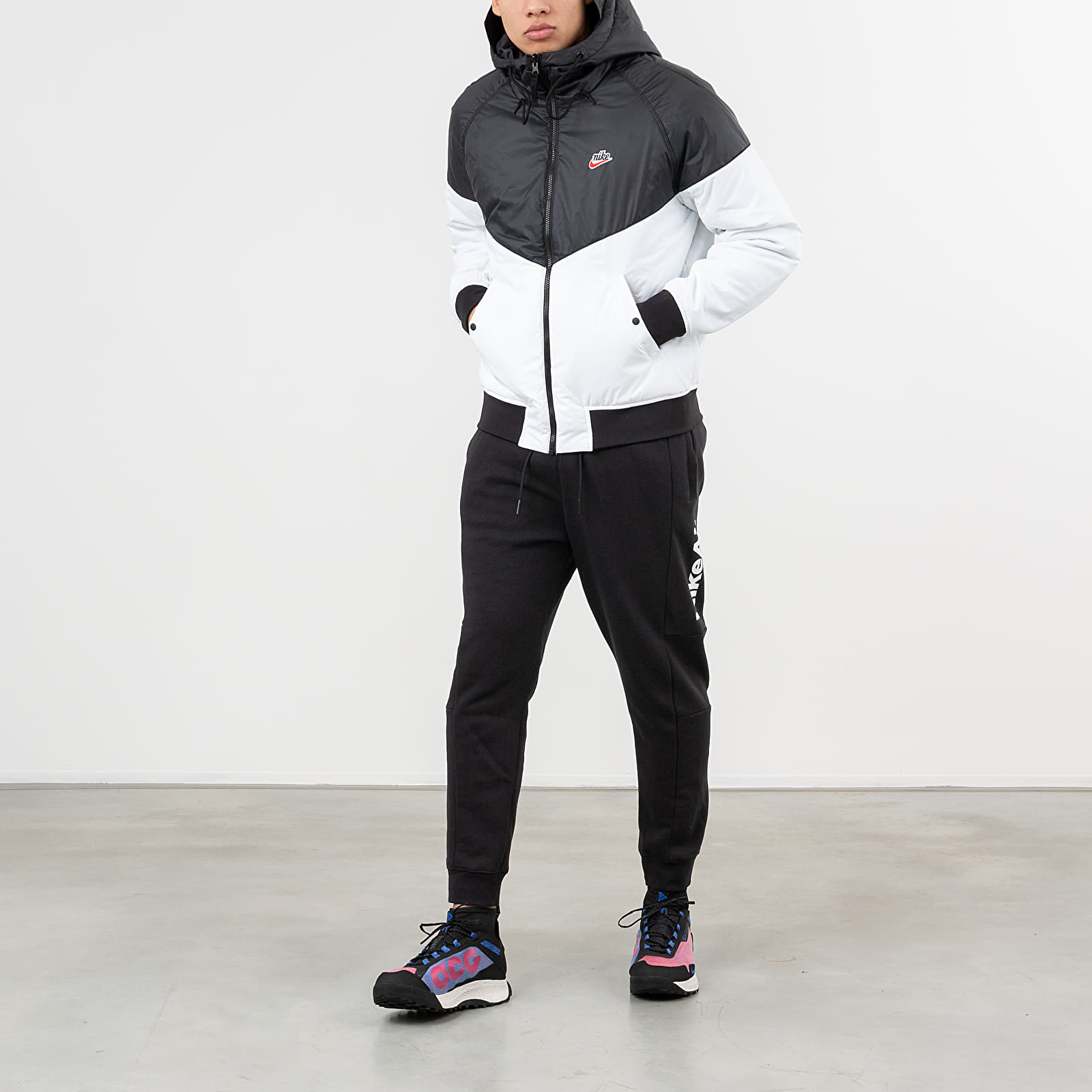 Nike windrunner deals reversible
