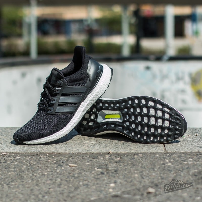 Zapatillas mujer adidas Ultra Boost W Core Black/Solar Yellow